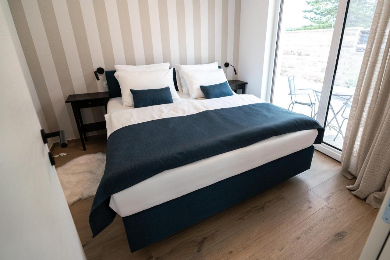 Apartments Kras 24 With Pool Sežana المظهر الخارجي الصورة