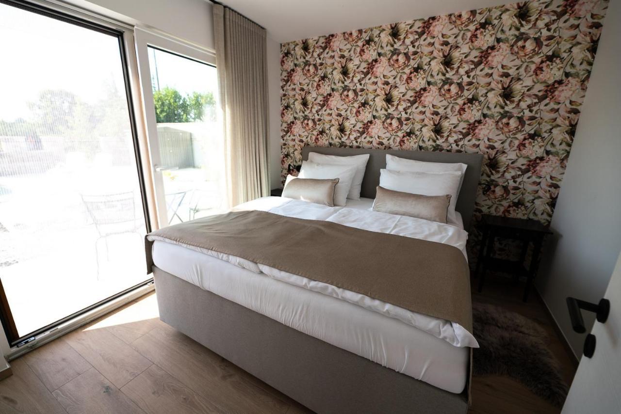 Apartments Kras 24 With Pool Sežana المظهر الخارجي الصورة